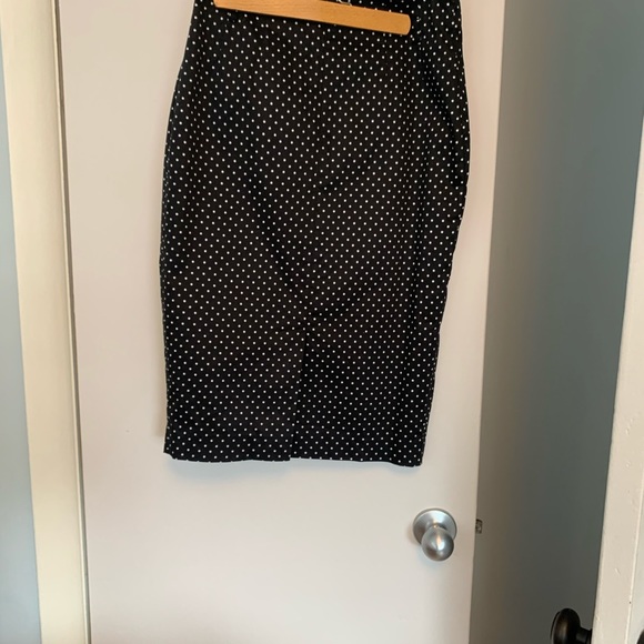 Black and white pencil skirt - Picture 4 of 5